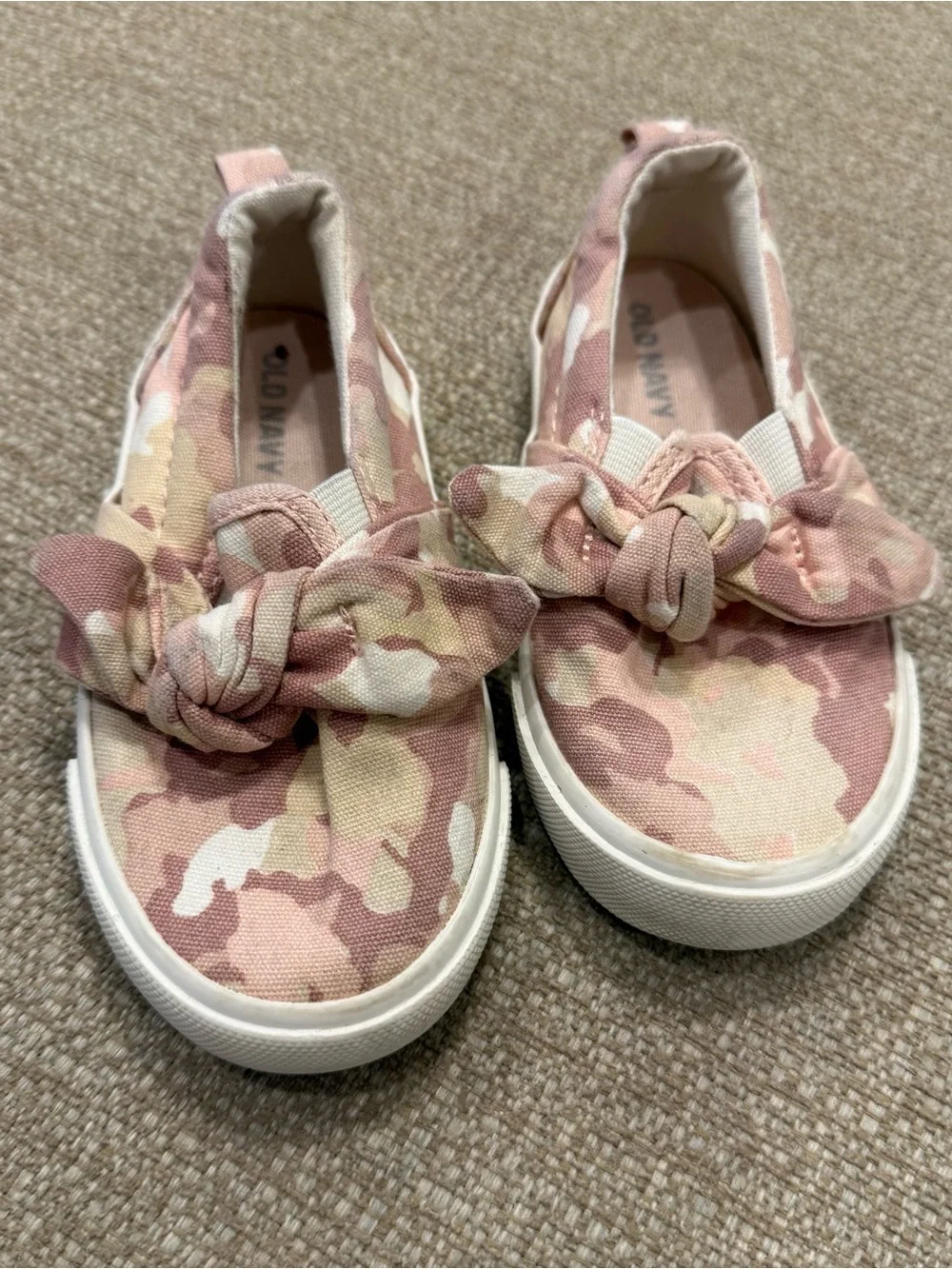 Old Navy Pink Camo Slip-On Sneakers with Bow Accent
